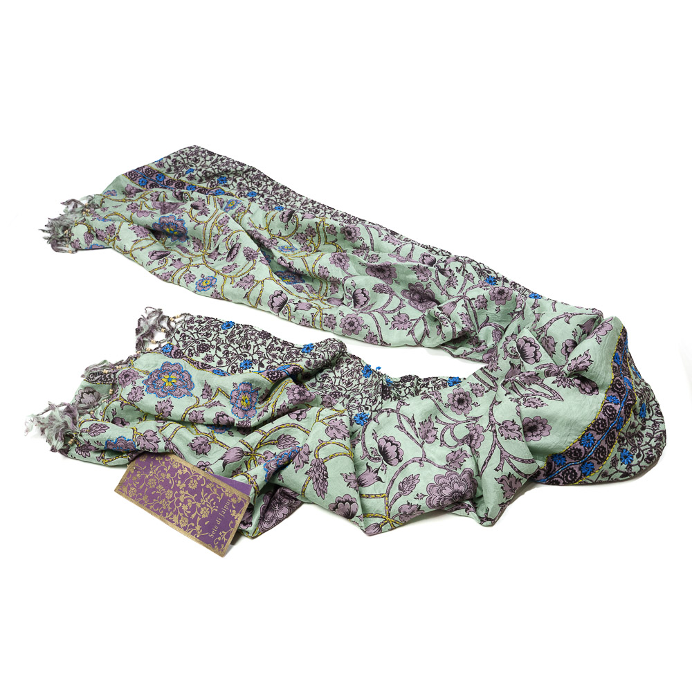 Sete di Jaipur sciarpa in pura seta verde salvia, con fantasia floreale e perline - immagine 2