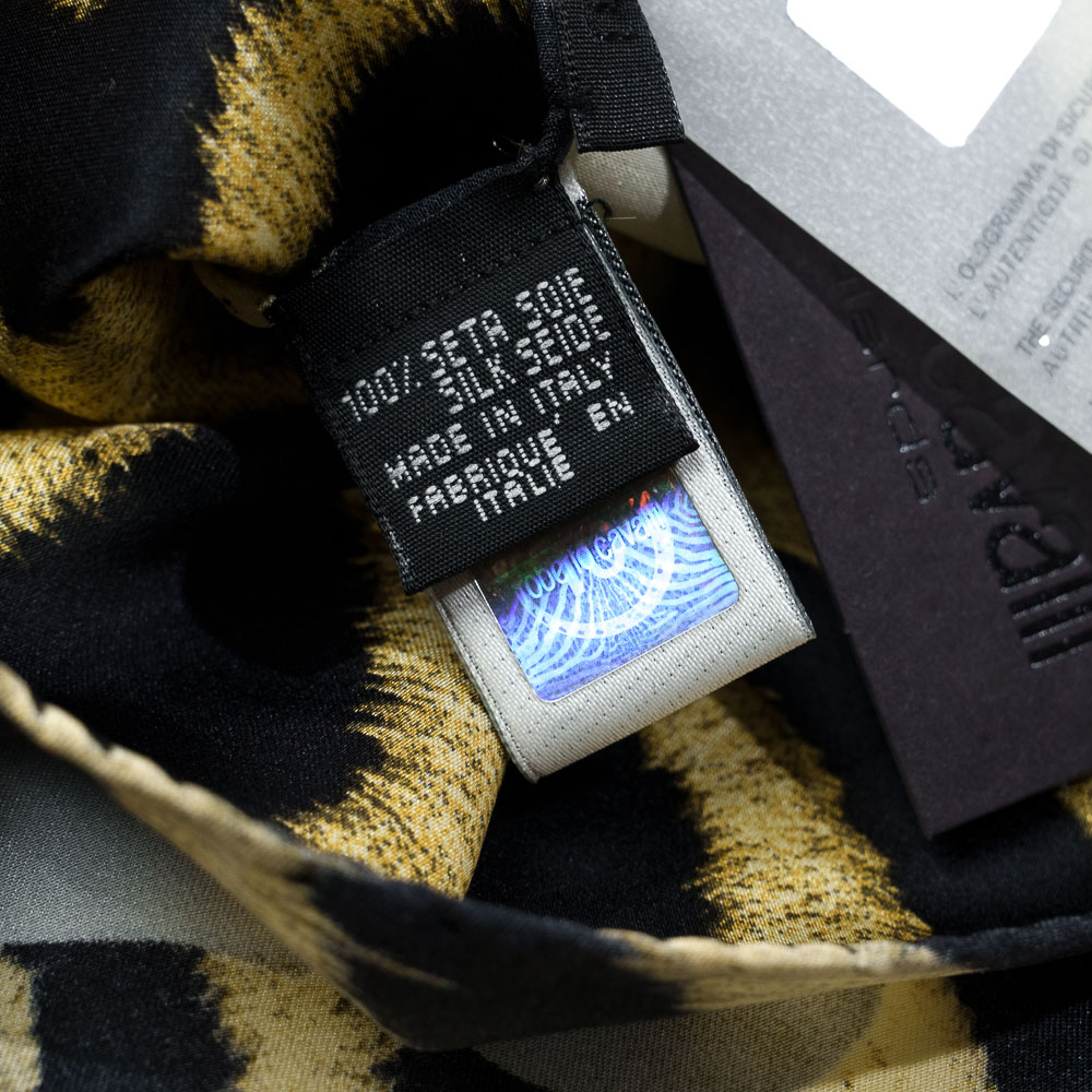 Roberto Cavalli Foulard in pura seta zebrato e floreale - immagine 3