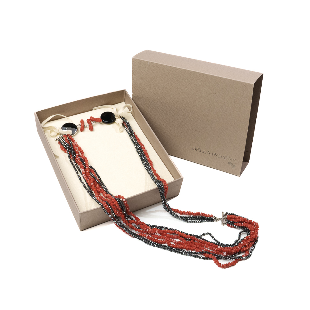 Della Rovere Collana multifilo in argento 925 con pietre in corallo, onice ed ematite - immagine 3