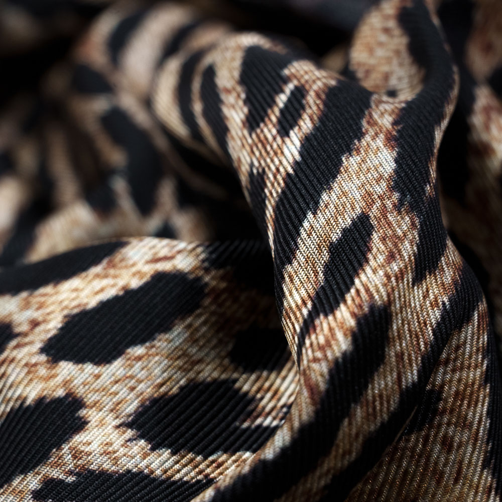 Pierre-Louis Mascia sciarpa in pura seta con stampe animalier e floreali - immagine 4