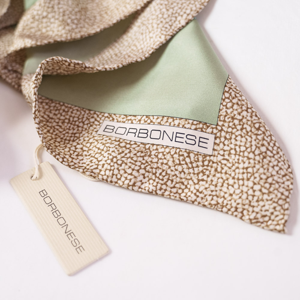 Borbonese foulard in pura seta acquarium art su base verde salvia - immagine 3